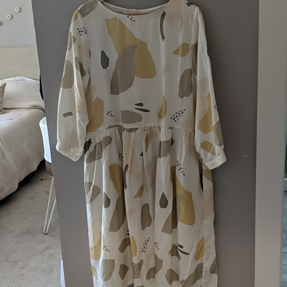 Tradlands Cream and Brown Midi Dress with Abstract Design